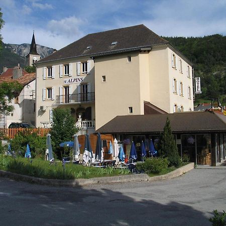 Hotel Restaurant Les Alpins Saint-Julien-en-Beauchêne Buitenkant foto